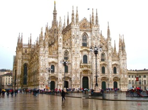 Milan-Cathedral-From-Street